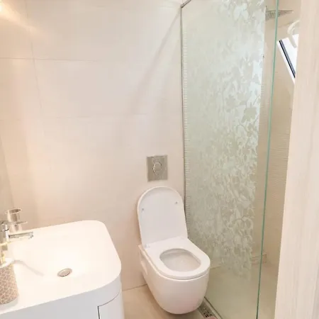 Thea Penthouse - 2br, Sea View Terrace I Loutráki