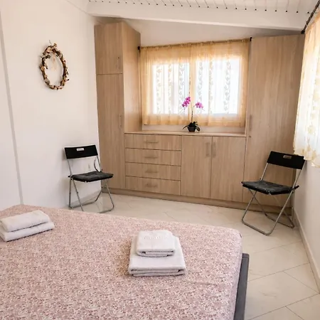 Thea Penthouse - 2br, Sea View Terrace I *